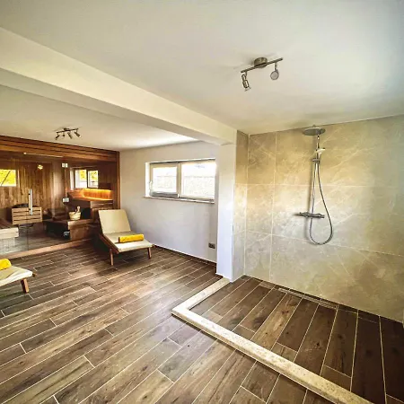 فيلة Stara Skola